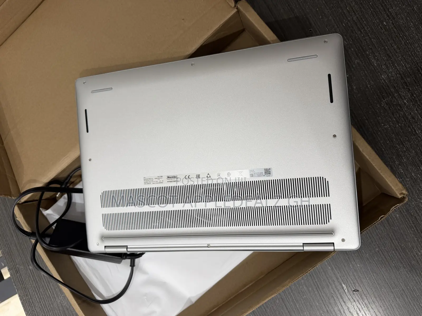 New Laptop Dell 16 Premium 8GB Intel Core 5 SSD 512GB