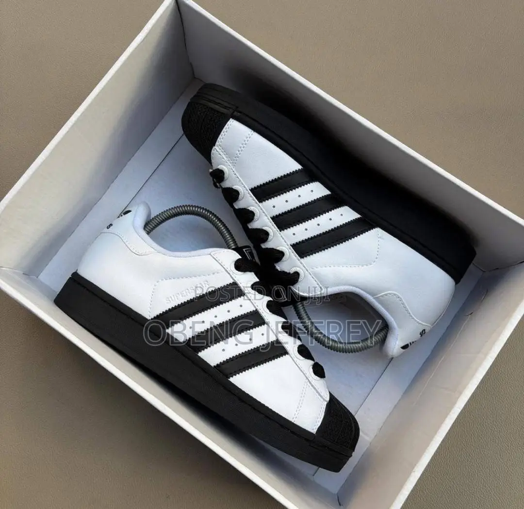 Original Adidas Superstar 2 in Colours