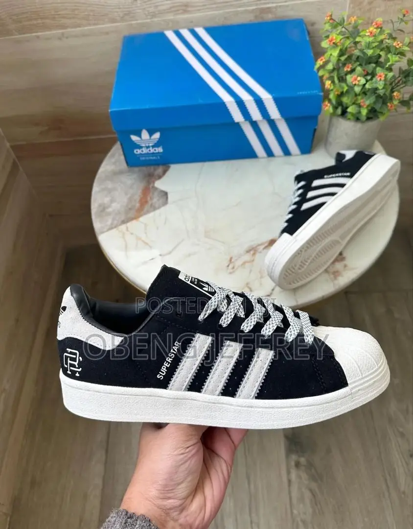 Original Adidas Superstar 2 in Colours