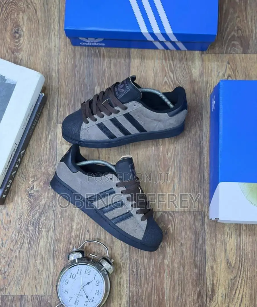 Original Adidas Superstar 2 in Colours