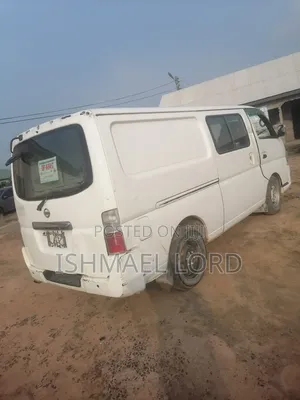 Nissan Caravan (Urvan) 2015 White