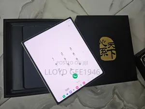 New Samsung Galaxy Z Fold3 5G 512 GB Red