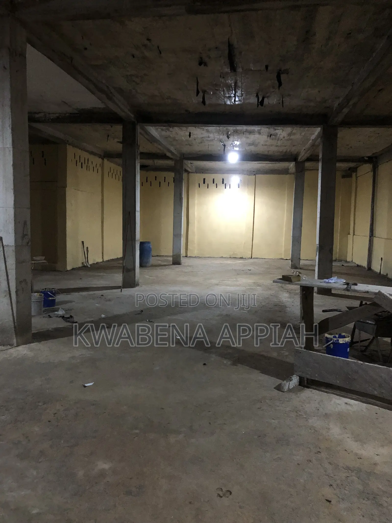 Warehouse 500 Square Meters for Rent