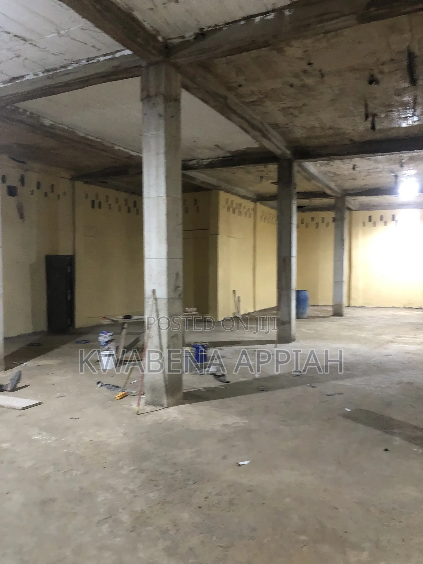 Warehouse 500 Square Meters for Rent