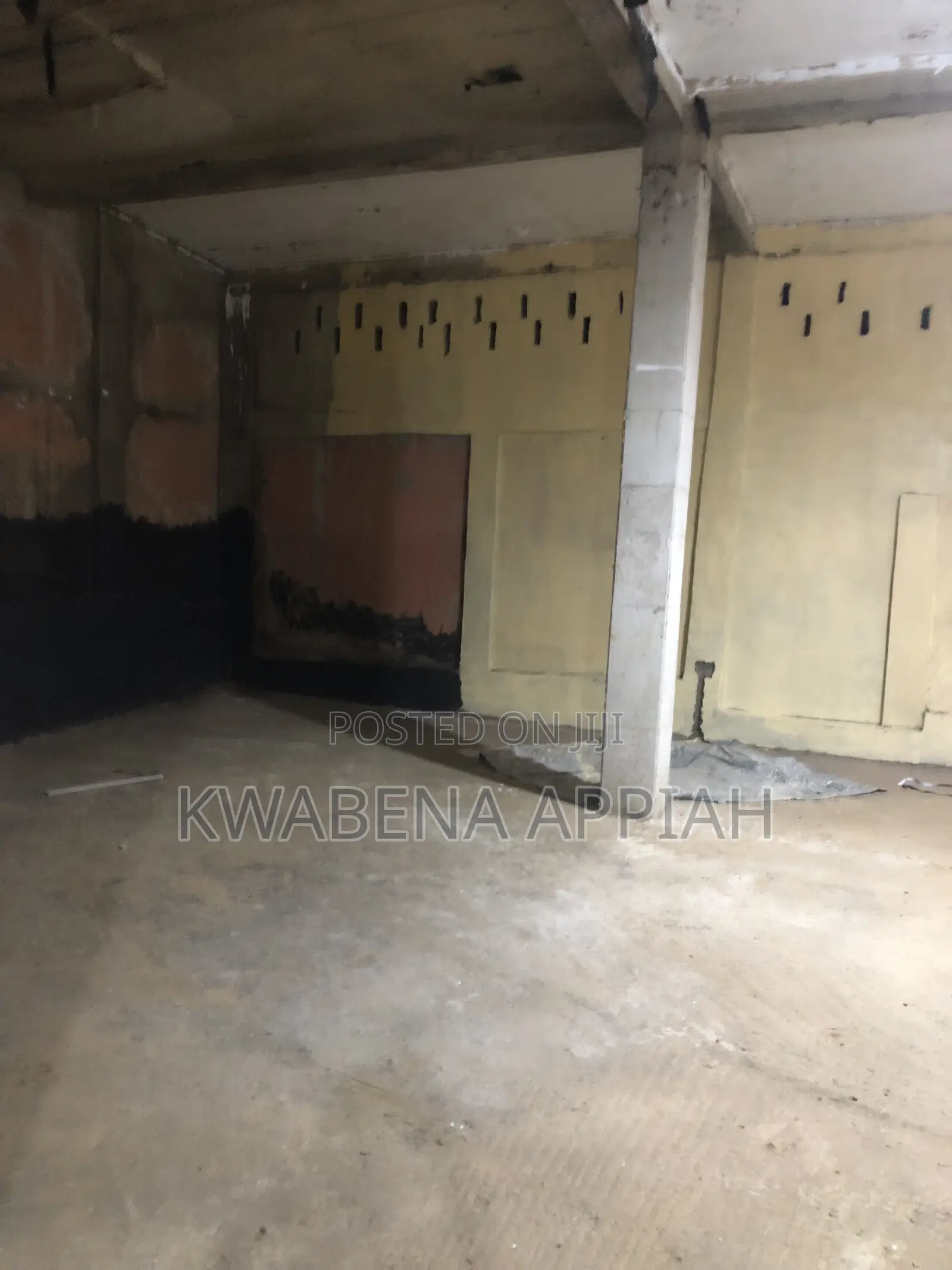 Warehouse 500 Square Meters for Rent