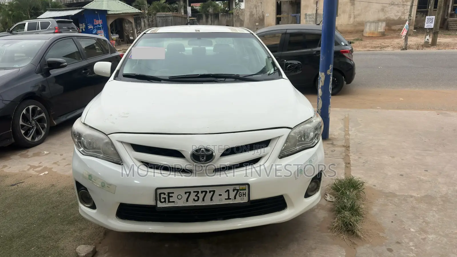 Toyota Corolla LE 4dr Sedan (1.8L 4cyl 4A) 2013 White