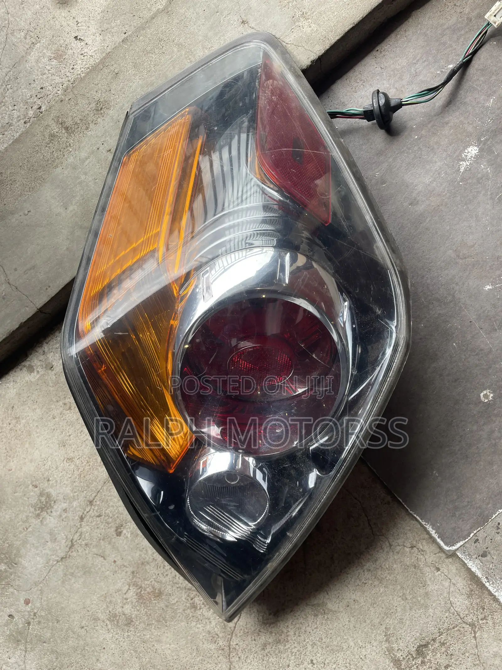 Nissan Altima 2010 Taillight