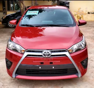 Toyota Yaris 2016 Red
