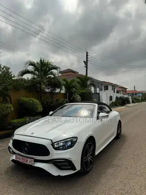 Mercedes-Benz E300 2017 White