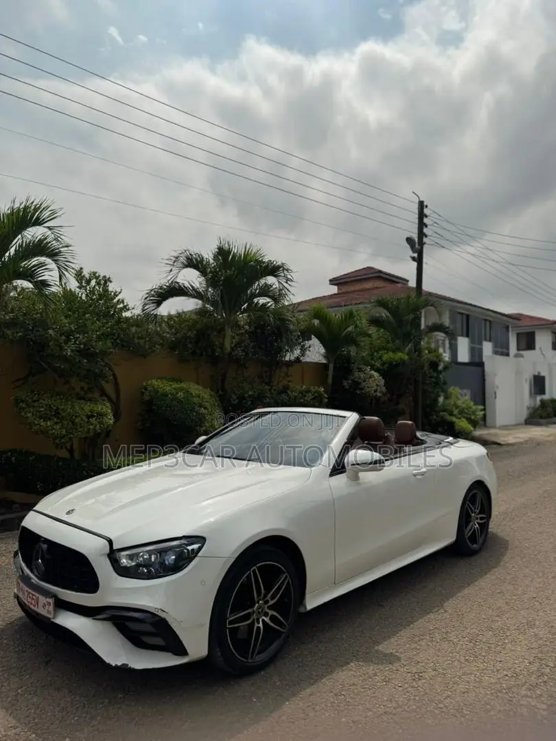 Mercedes-Benz E300 2017 White