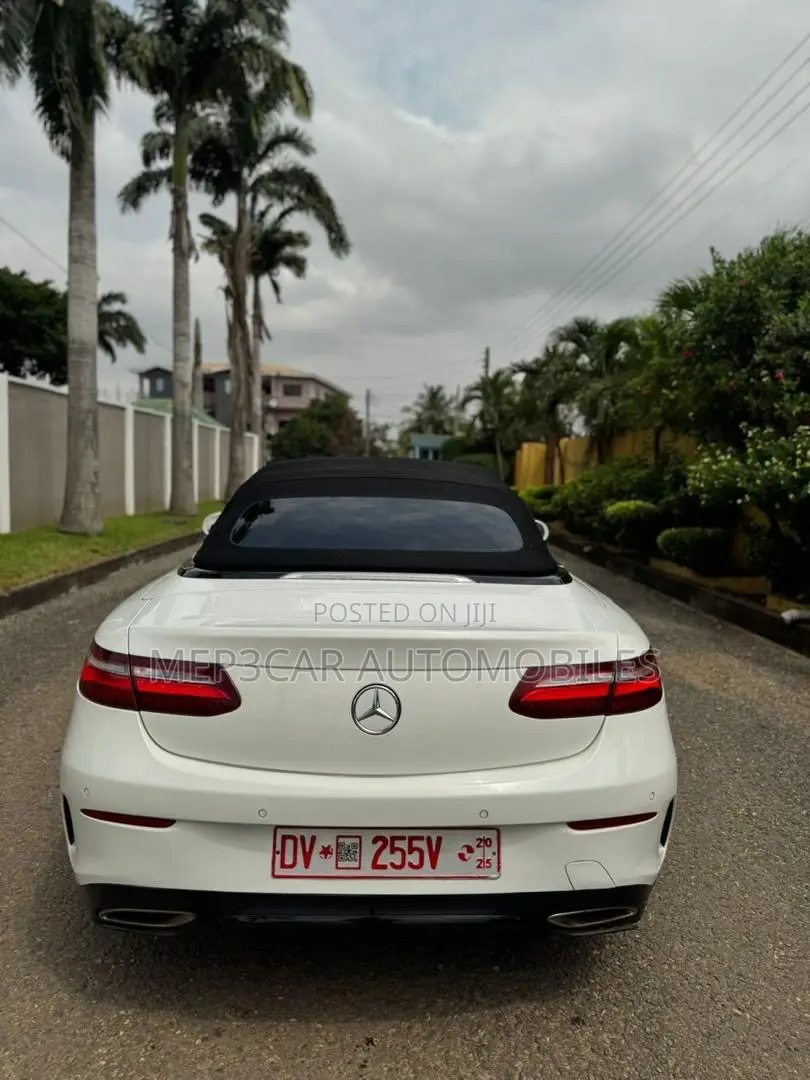 Mercedes-Benz E300 2017 White