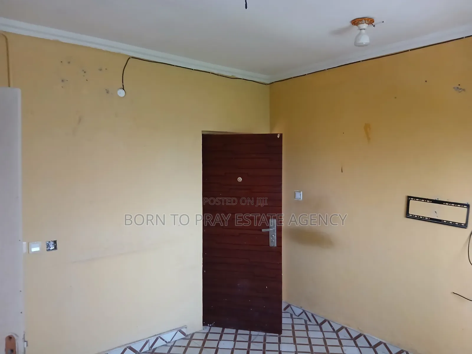 1bdrm Apartment in Born To Pray Estate, Ejisu-Juaben Municipal for rent
