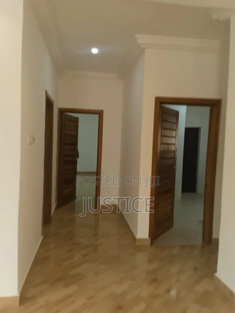 2bdrm Apartment in Adenta, Housing Down for rent