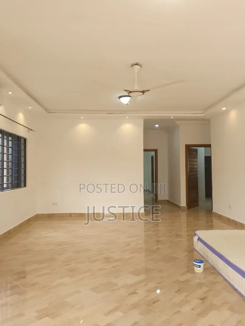 2bdrm Apartment in Adenta, Housing Down for rent