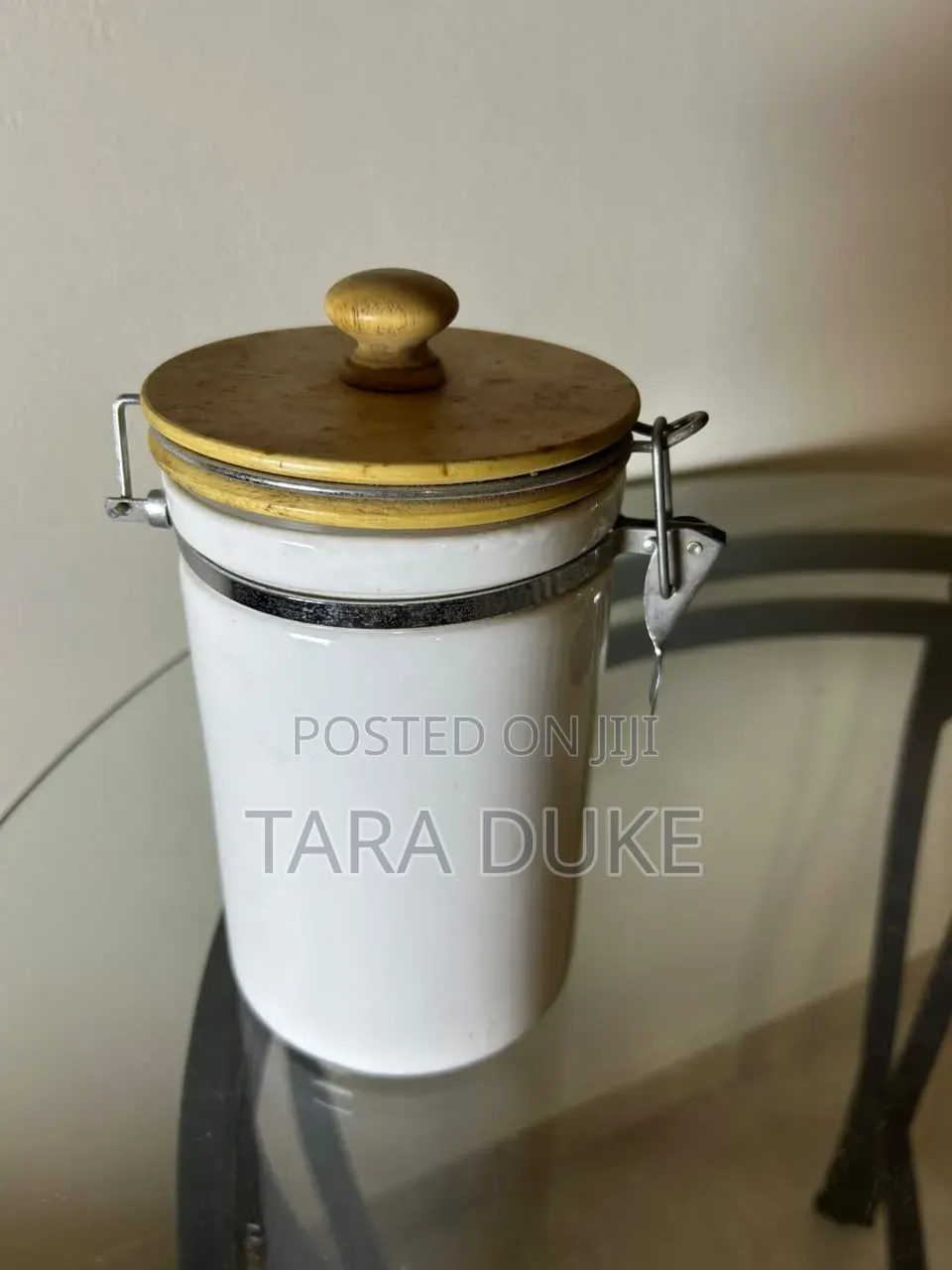 Vintage-Style Ceramic Kitchen Storage Jar With Clamp Lid