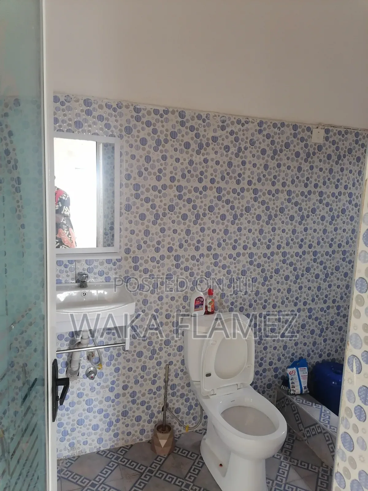1bdrm Apartment in Mecedonia, Amasaman for rent