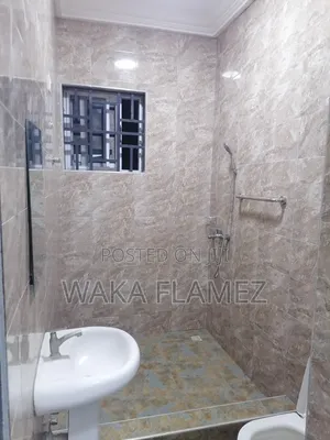 1bdrm Apartment in Stadium Roadside, Amasaman for rent