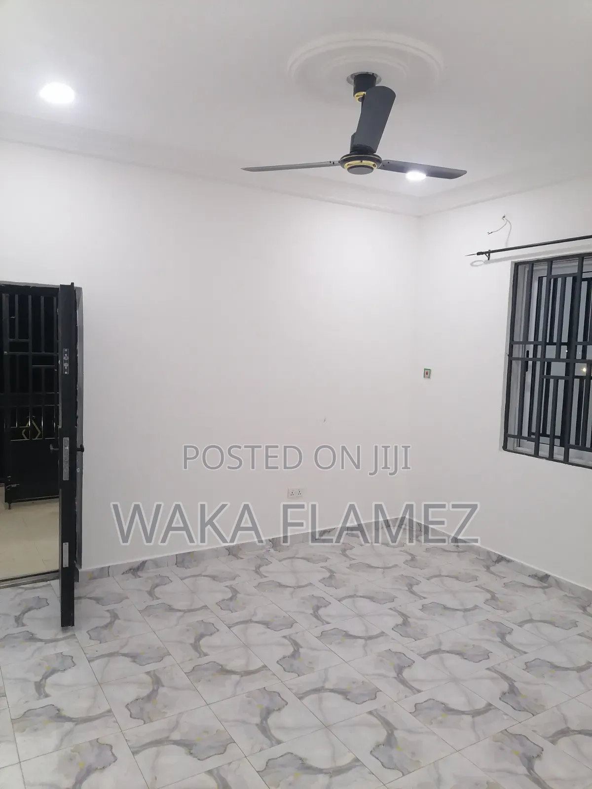 1bdrm Apartment in Stadium Roadside, Amasaman for rent