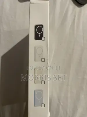 Magnetic Wireless Power Bank