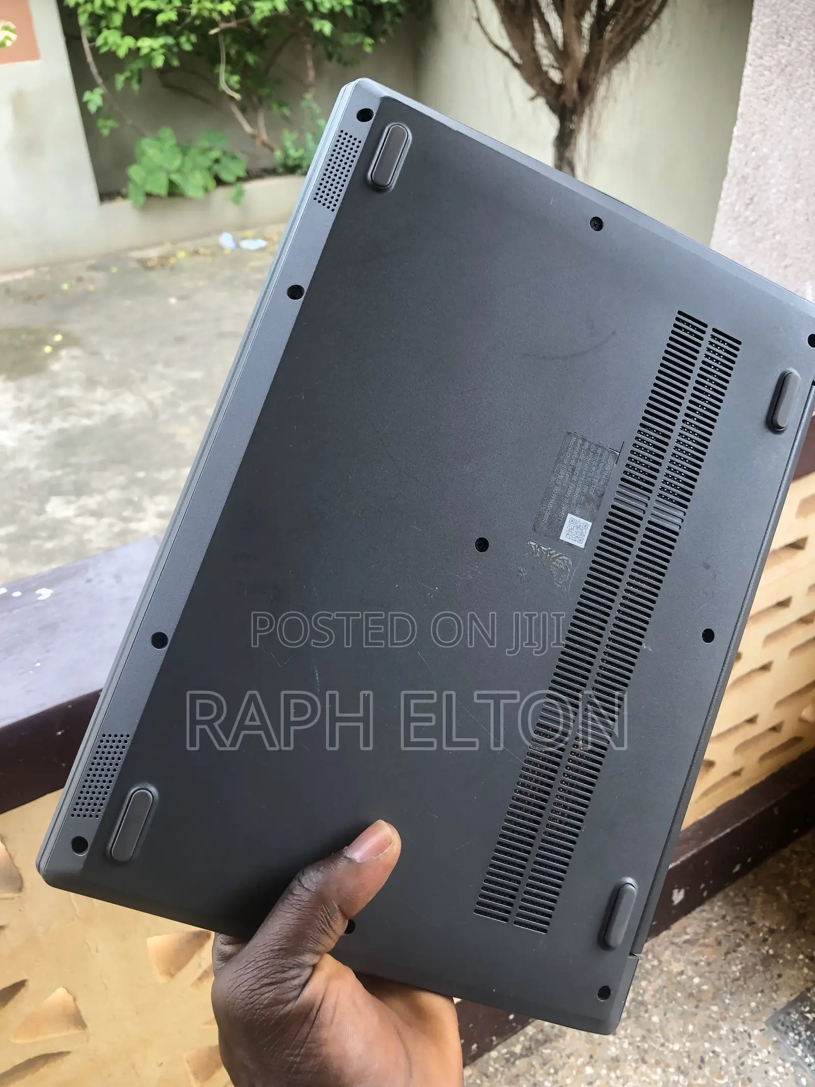 Laptop Lenovo V14 G4 IRU 8GB AMD Ryzen 3 SSD 128GB