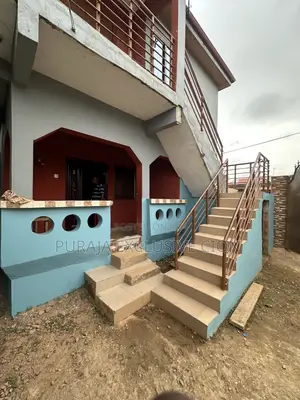 2bdrm Room & Parlour in Choice, Weija, Old Barrier for rent