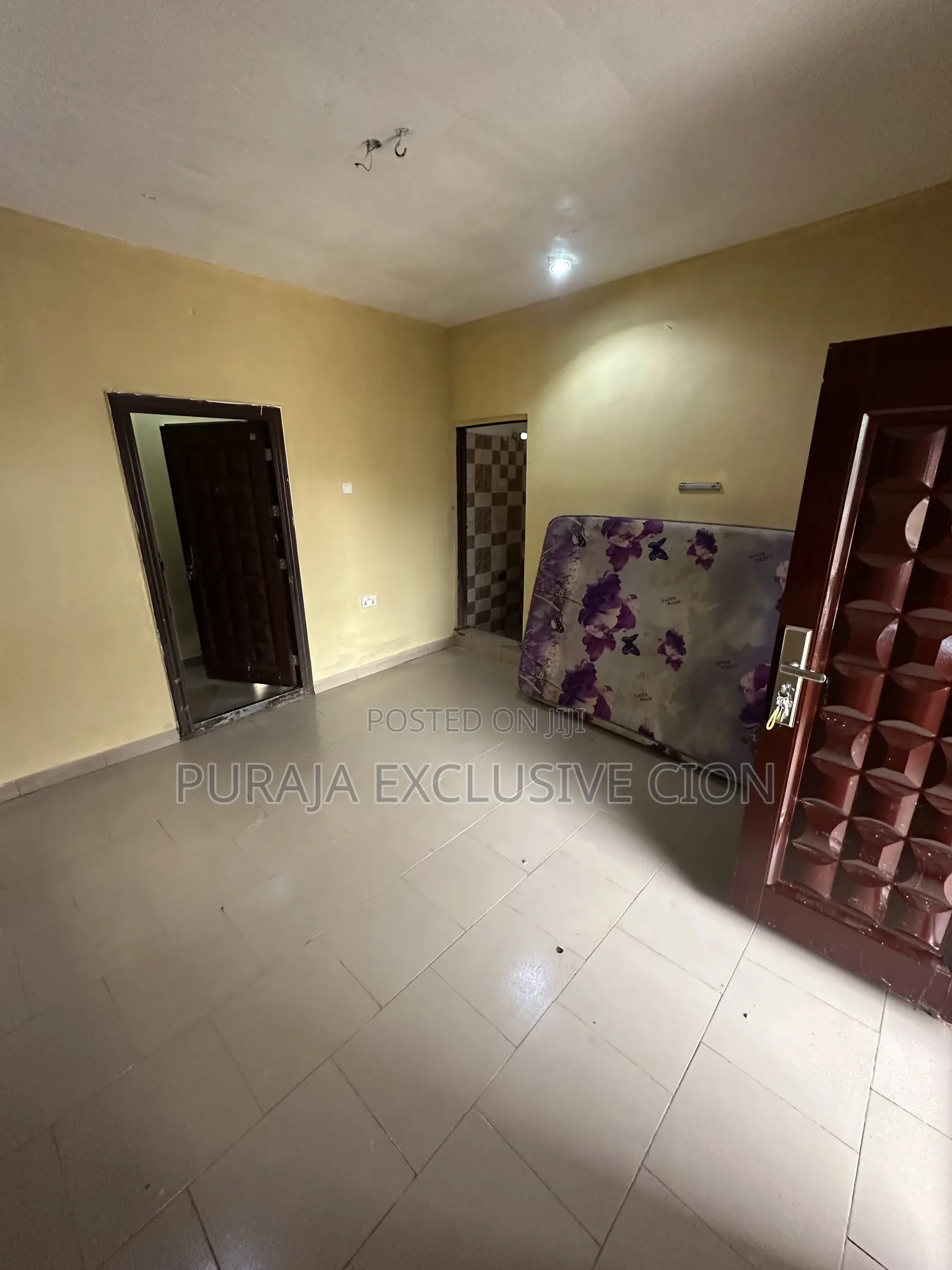 2bdrm Room & Parlour in Choice, Weija, Old Barrier for rent
