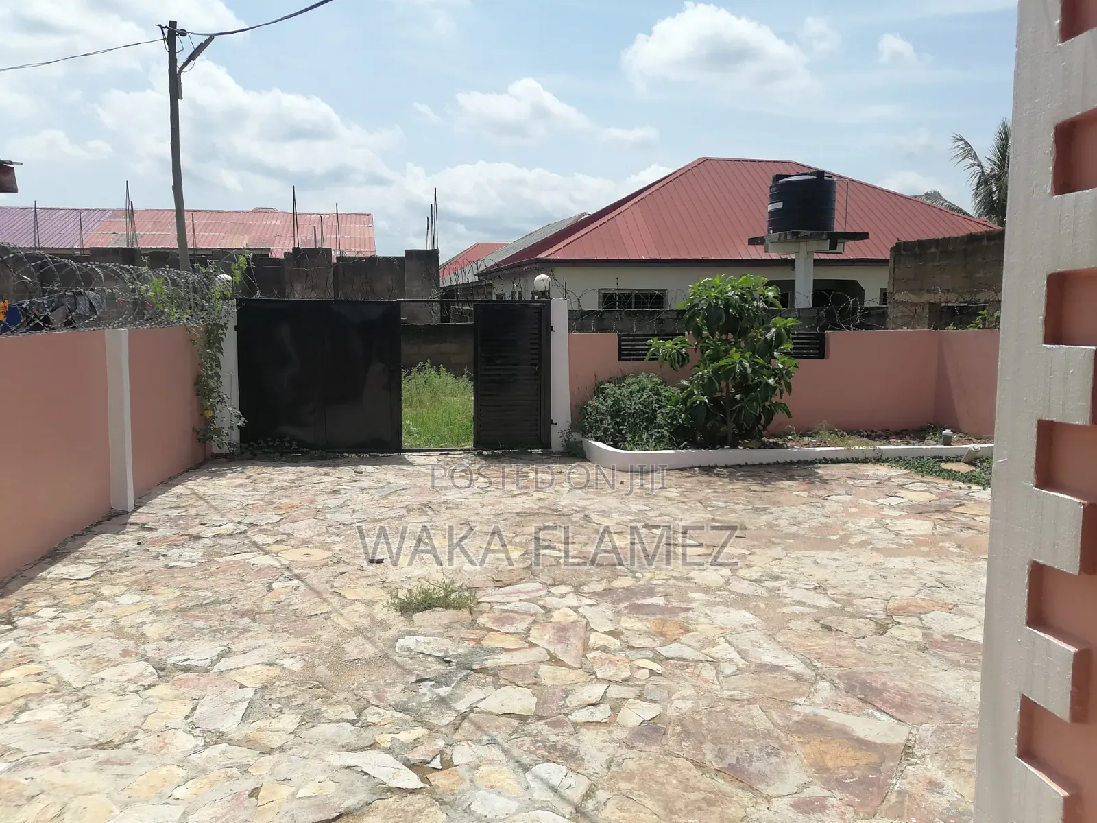 3bdrm House in Medie Mnd Estate, Amasaman for rent