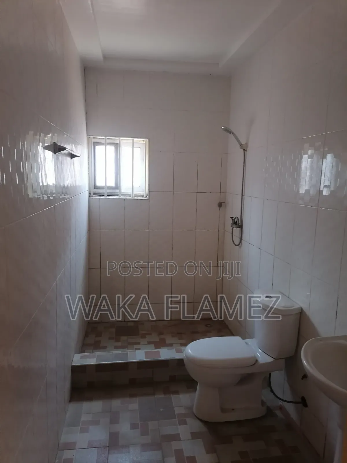 3bdrm House in Medie Mnd Estate, Amasaman for rent