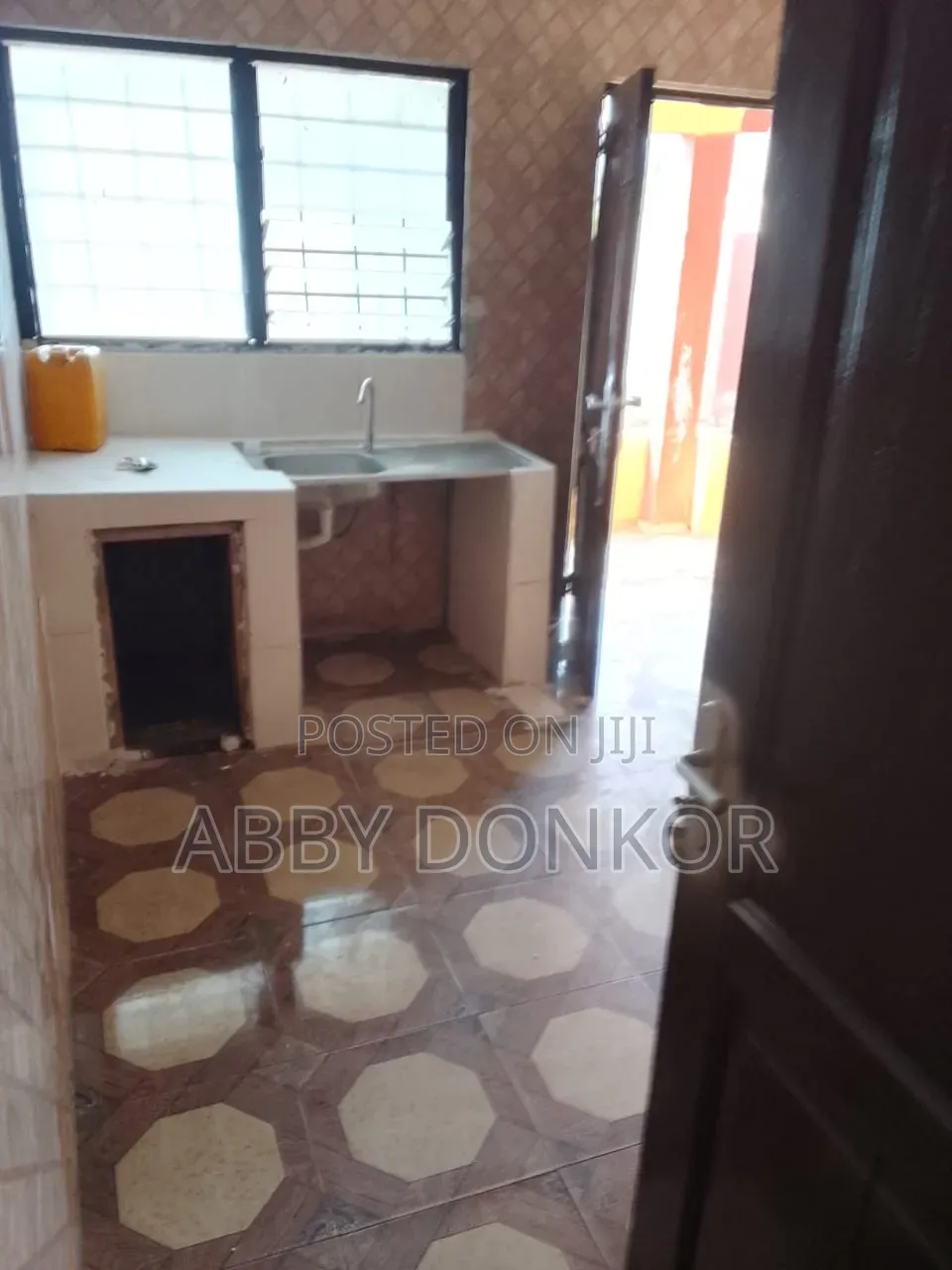 3bdrm House in Tema Metropolitan for rent