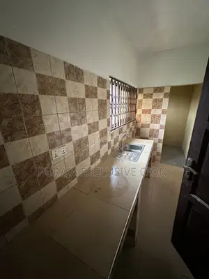 2bdrm Room & Parlour in Choice, Weija, Old Barrier for rent