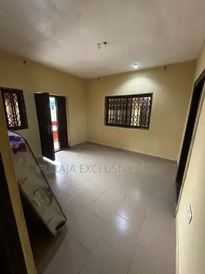 2bdrm Room & Parlour in Choice, Weija, Old Barrier for rent