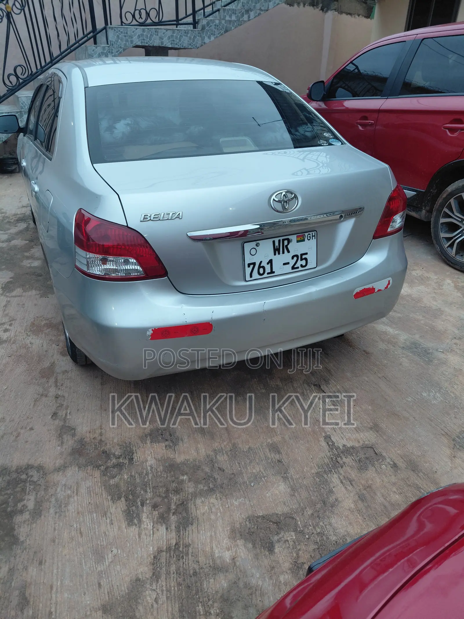 Toyota Belta 2012 Silver