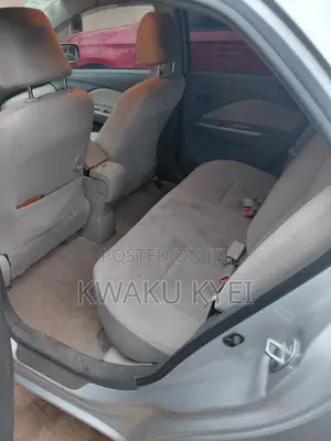Toyota Belta 2012 Silver