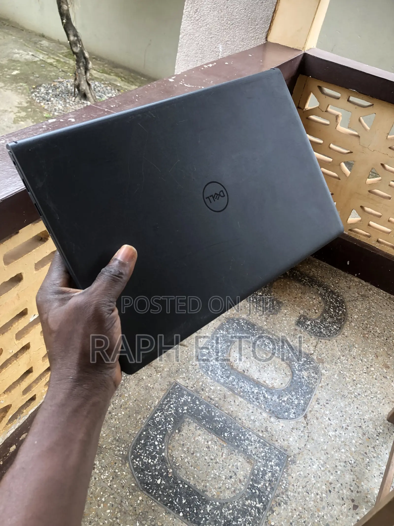 Laptop Dell Inspiron 15 8GB AMD Ryzen 5 SSD 256GB