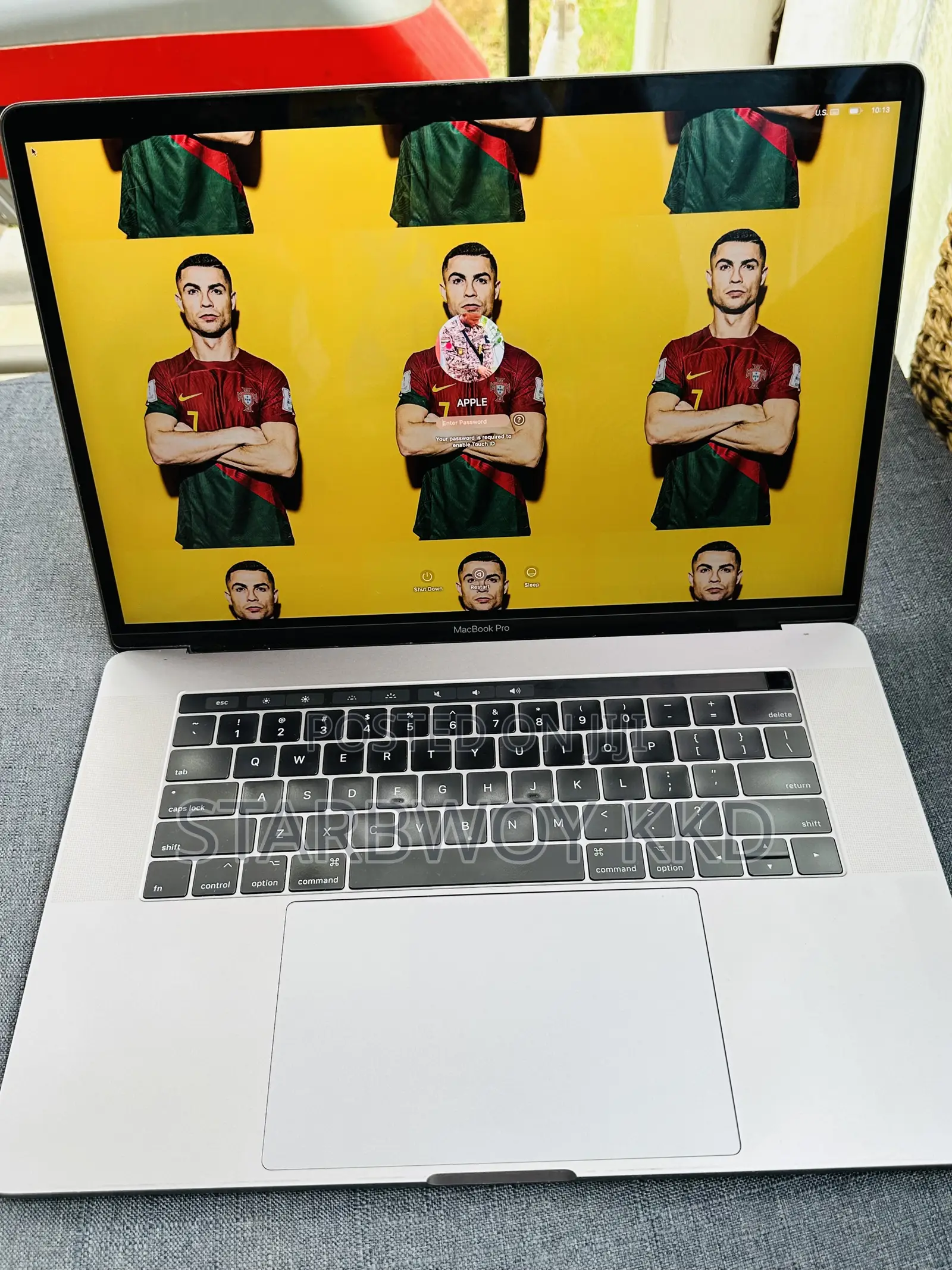 Laptop Apple MacBook Pro 2017 16GB Intel Core i7 SSD 256GB