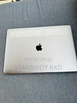 Laptop Apple MacBook Pro 2017 16GB Intel Core i7 SSD 256GB