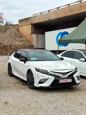 Toyota Camry 2020 White