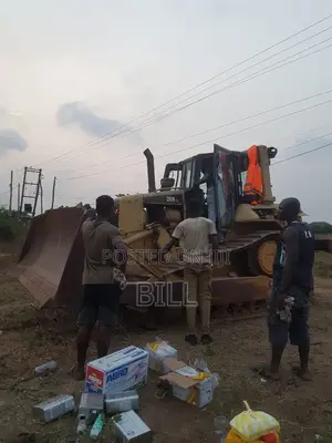 CAT D6 Bull Dozer