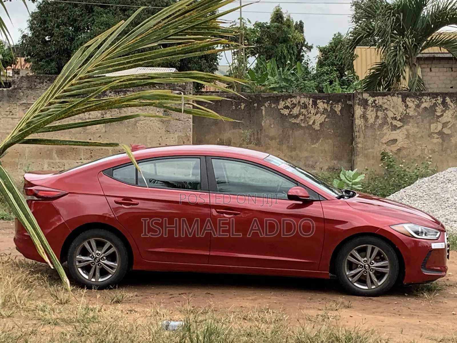 Hyundai Elantra Limited Sedan FWD (2.0L 4cyl 6A) 2017 Red