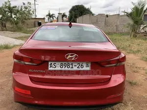 Hyundai Elantra Limited Sedan FWD (2.0L 4cyl 6A) 2017 Red