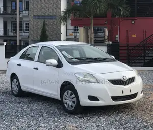 Toyota Belta 2010 White