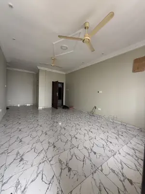 2bdrm Apartment in West Hills Mall Area for rent