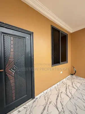 2bdrm Apartment in West Hills Mall Area for rent