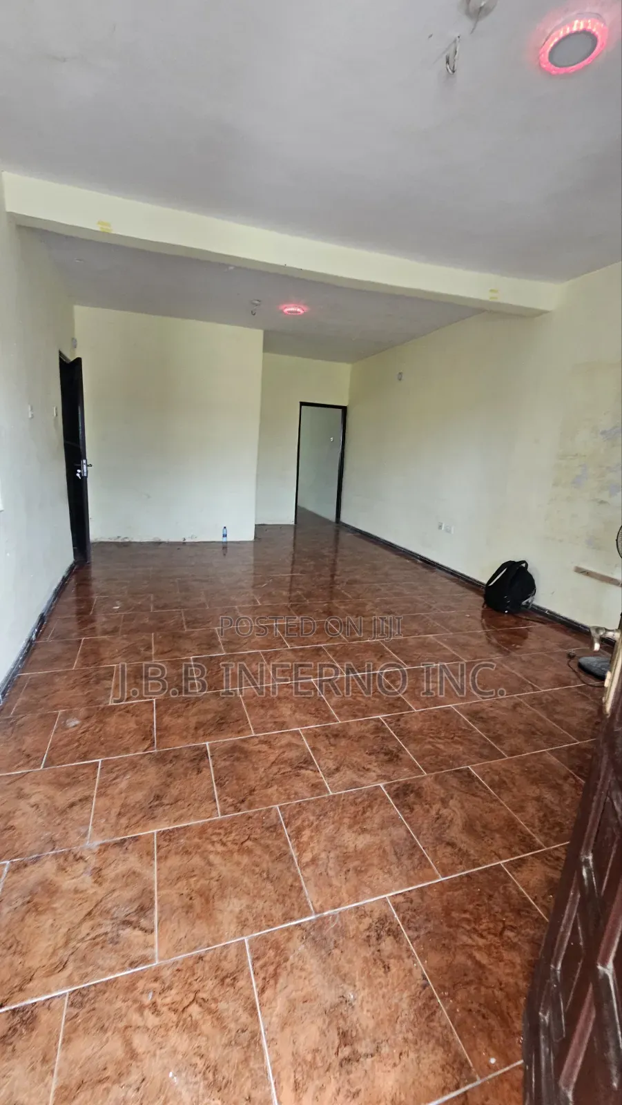 3bdrm Apartment in Blue Kiosk for rent