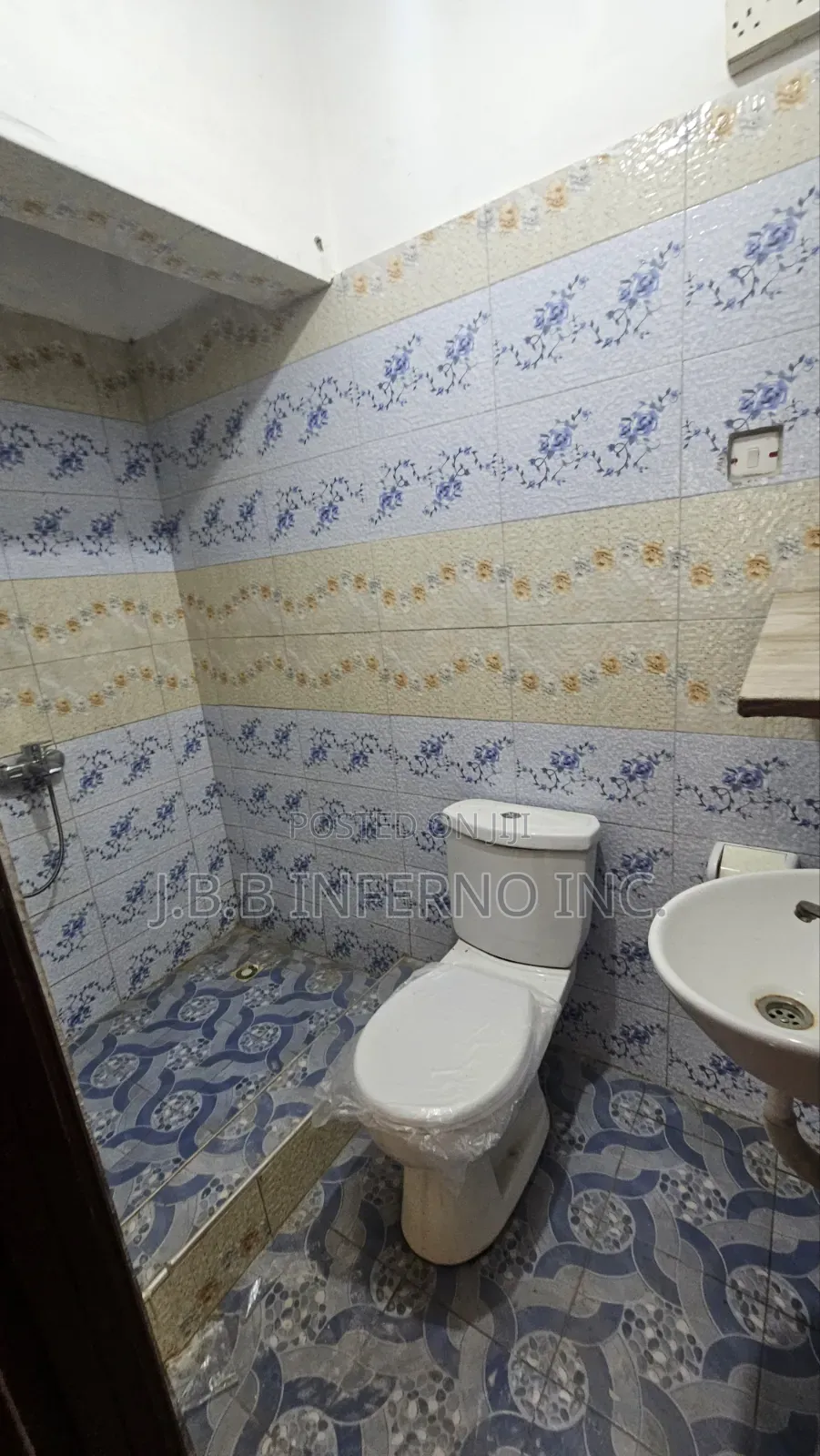 3bdrm Apartment in Blue Kiosk for rent