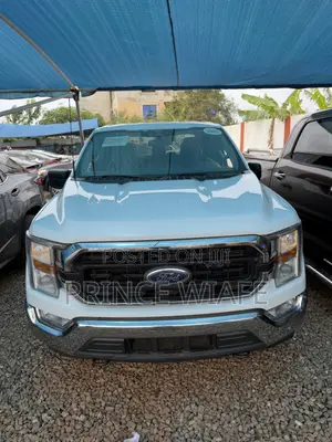 Ford F-150 XLT 2022 White
