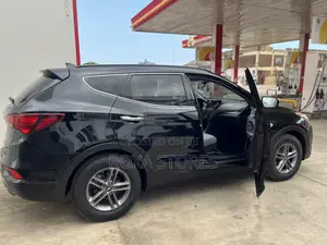 Hyundai Santa Fe SE AWD 2018 Black