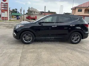 Hyundai Santa Fe SE AWD 2018 Black