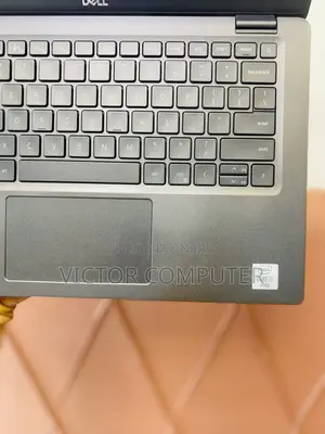 Laptop Dell Latitude 7310 16GB Intel Core i5 SSD 256GB
