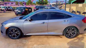 Honda Civic Touring 4dr Sedan (1.5L 4cyl) 2017 Silver